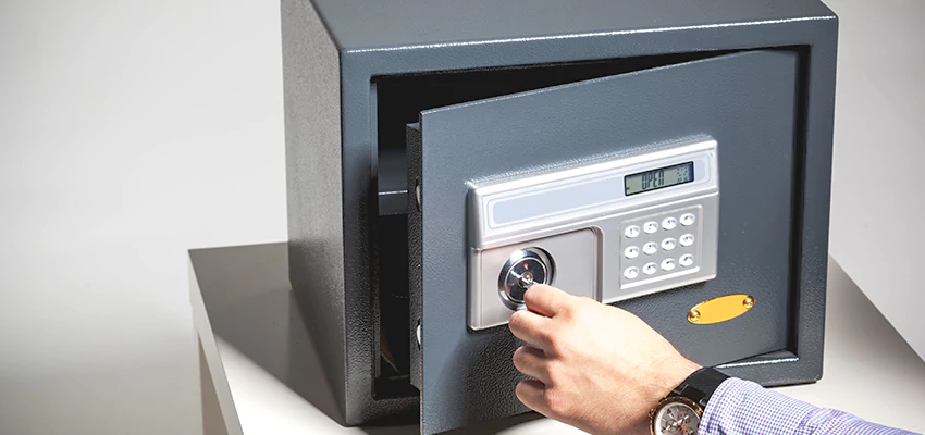 Jewelry Safe Unlocking Service in Madera, California