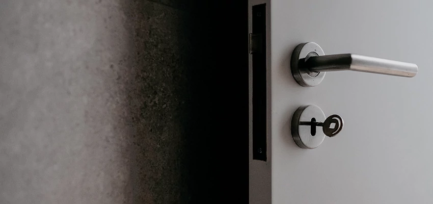 Front Door Handle Repair And Installation in Madera, CA